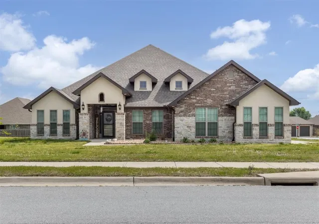 1st image of 731 Cortland St, Bentonville, AR 72712 | MLS# 1343824