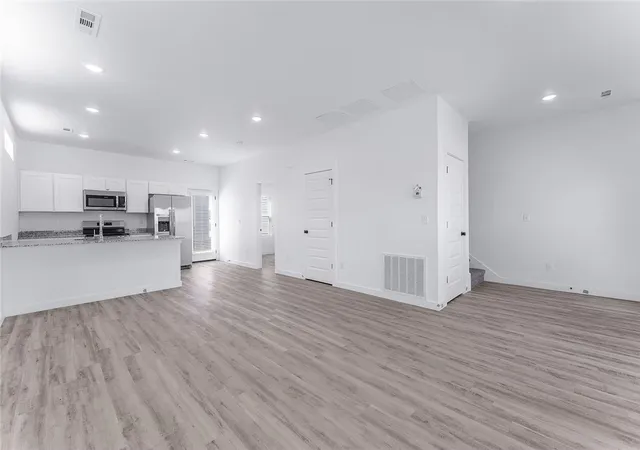 5th image of 670 Discovery Ave, Bentonville, AR 72712 | MLS# 1348453
