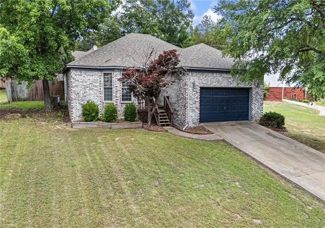 Homes for sale in Russellville, AR | 309 Preston Dr, Russellville, AR 72802 | MLS# 1347848