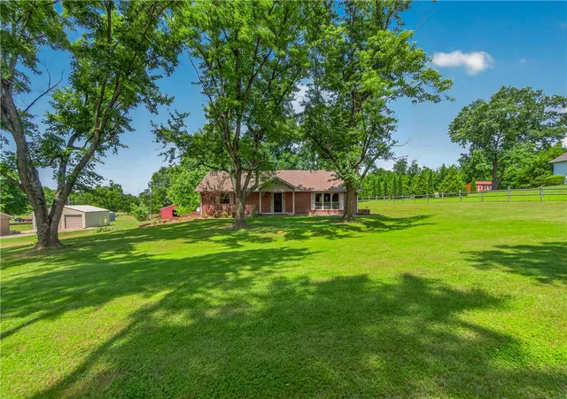 Homes for sale in Elm Springs, AR | 485 N Elm St, Elm Springs, AR 72762 | MLS# 1347682