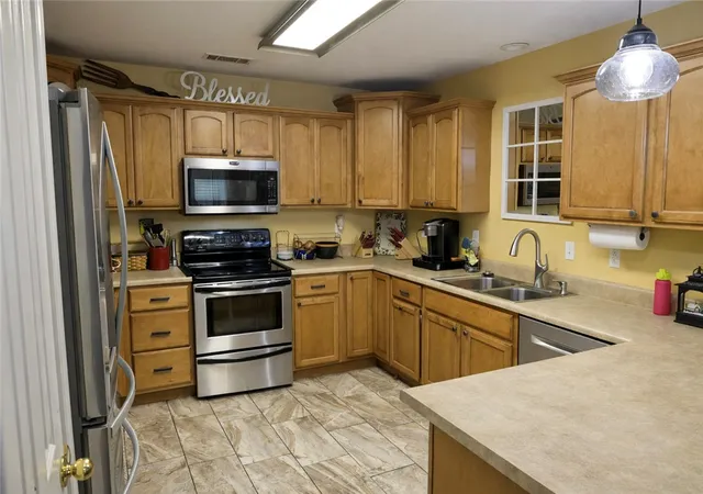 Photo 3 of Single family home for sale at 164 Park Rd, Russellville, AR 72802 | MLS# 1348398 | Listing updated on 2026-06-23