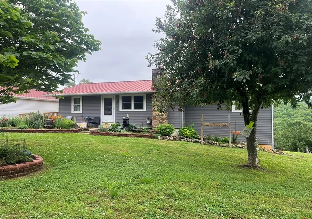 Photo 1 of Sale Pending at 1421 Mc 6077, Flippin, AR 72634 | MLS# 1348360 | Listing updated on 2026-08-03