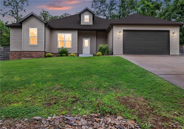 1st image of 17 Worth Pl, Bella Vista, AR 72715 | MLS# 1348325