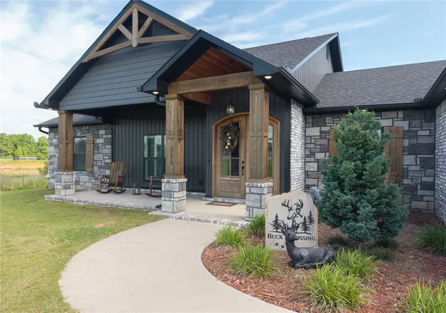 3rd image of 2215 Deepwood Dr, Alma, AR 72921 | MLS# 1348402