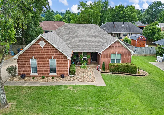 1st image of 908 Deerfield Ct, Russellville, AR 72801 | MLS# 1348440