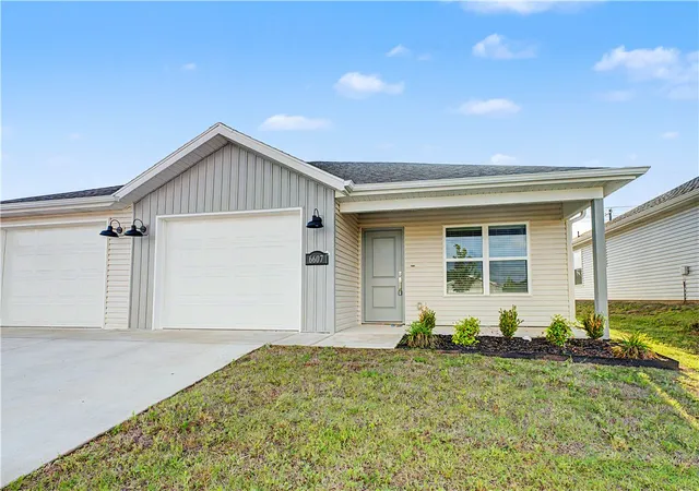 Homes for sale in Bentonville, AR | 6605 & 6607 Nw Altus St, Bentonville, AR 72713 | MLS# 1348396