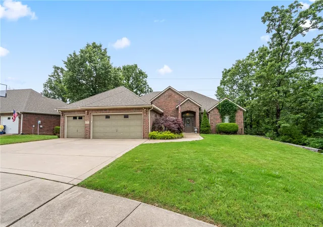 1st image of 2908 Cortney Cir, Siloam Springs, AR 72761 | MLS# 1348567