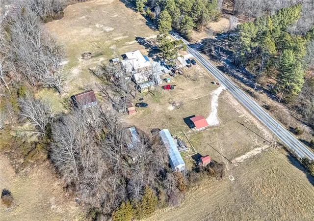 Homes for sale in Garfield, AR | 13751 E Ventris Rd, Garfield, AR 72732 | MLS# 1348387