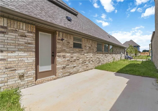 Homes for sale in Bentonville, AR | 3005 Sw Lovely Ln, Bentonville, AR 72713 | MLS# 1348579