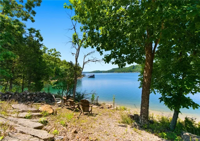 3rd image of 10801 Cedar Rock Rd, Garfield, AR 72732 | MLS# 1348388