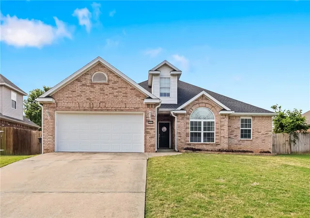 1st image of 3099 Eagle Crest Cir, Springdale, AR 72762 | MLS# 1348572