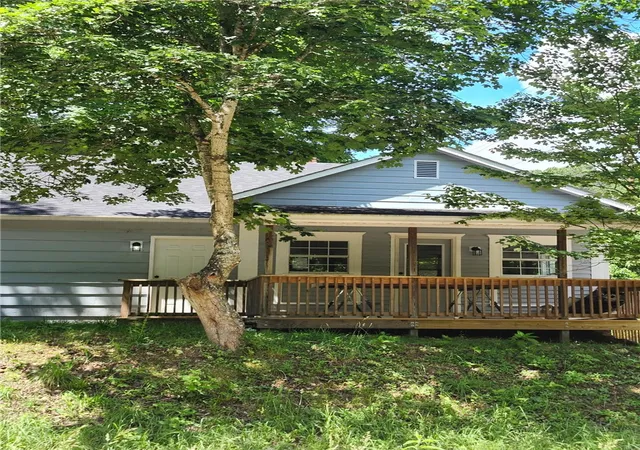 Homes for sale in Eureka Springs, AR | 2 Fuller St, Eureka Springs, AR 72632 | MLS# 1348656