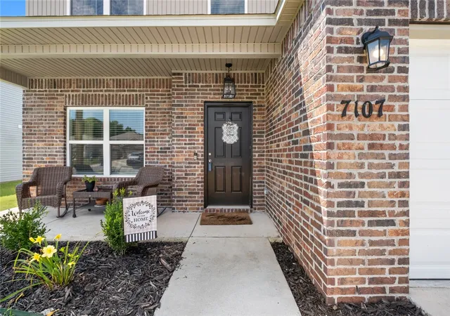 Photo 3 of Single family home for sale at 7107 Chestnut Hl Rd, Bentonville, AR 72713 | MLS# 1348635 | Listing updated on 2026-07-01