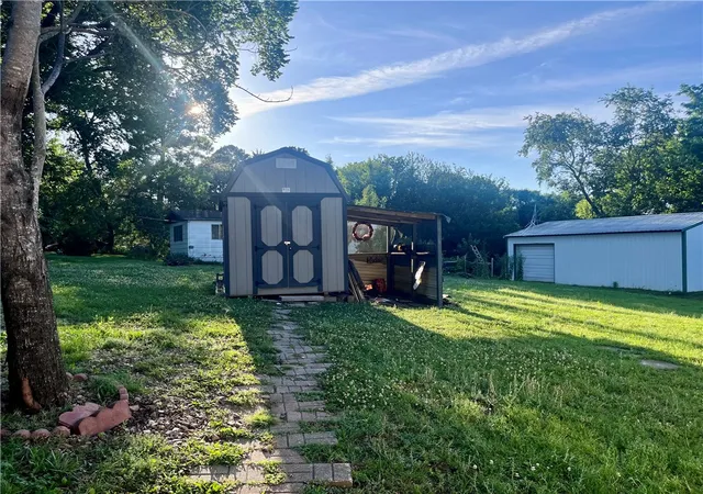Homes for sale in Altus, AR | 1421 Hendrix St, Altus, AR 72821 | MLS# 1348626