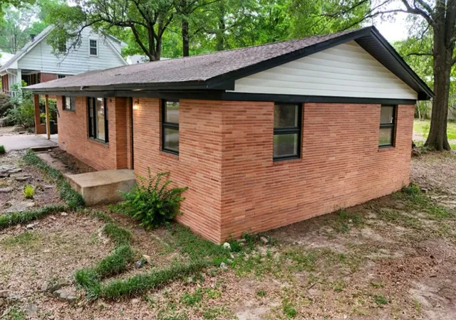 Homes for sale in Jonesboro, AR | 504 Shadow Ln, Jonesboro, AR 72401 | MLS# 1348701