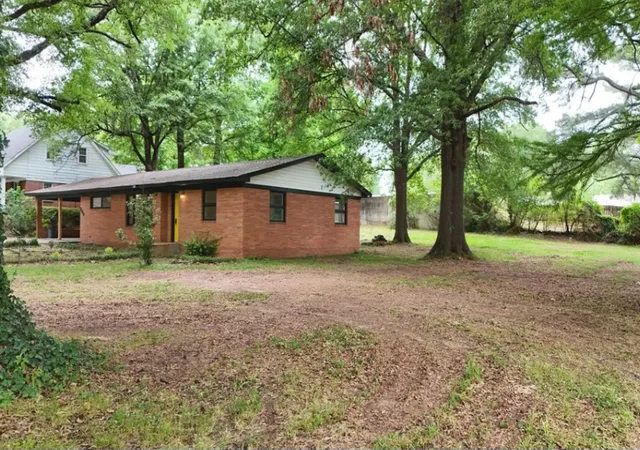 Homes for sale in Jonesboro, AR | 504 Shadow Ln, Jonesboro, AR 72401 | MLS# 1348701