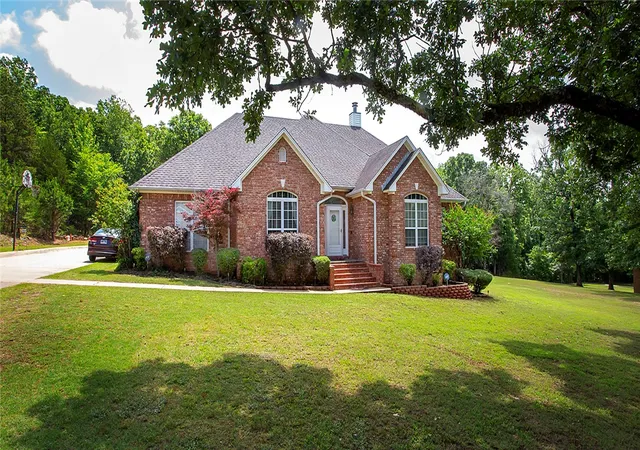 Photo 1 of Single family home for sale at 351 Channel Cir, Russellville, AR 72802 | MLS# 1348837 | Listing updated on 2026-08-03