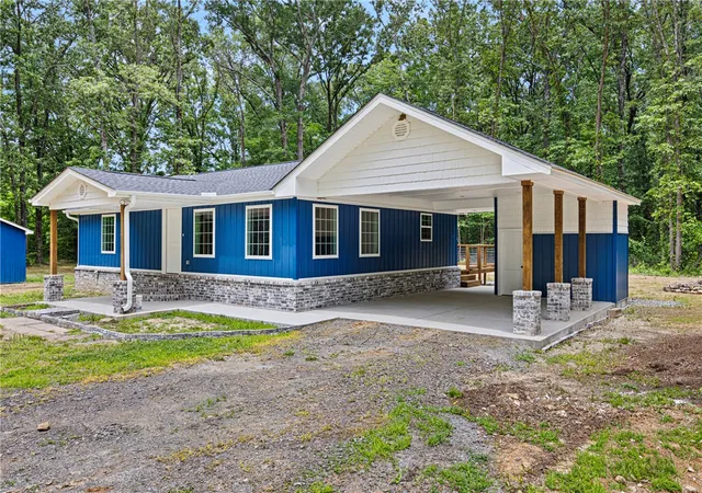 Homes for sale in Atkins, AR | 17301 Us Hwy 64, Atkins, AR 72823 | MLS# 1348897