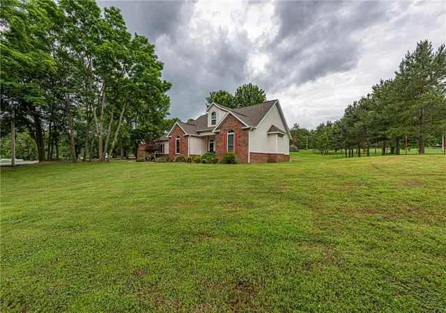 2nd image of 735 Mcknight Ave, West Fork, AR 72774 | MLS# 1348659