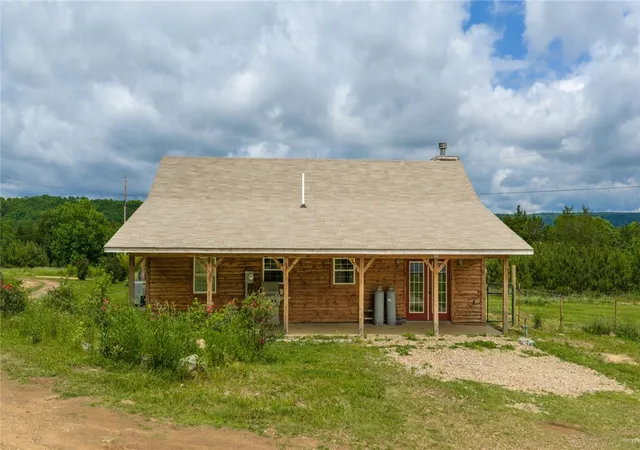 1st image of 16009 Bradshaw, Mountainburg, AR 72946 | MLS# 1348755