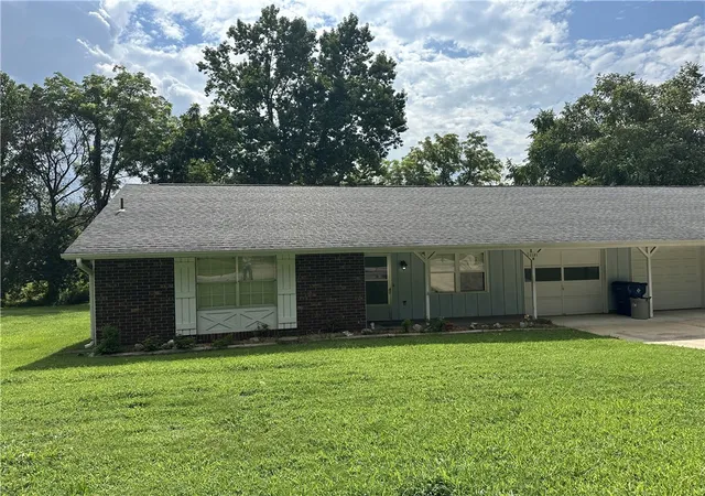 20th image of 1121 Meadowbrook Dr, Mountain Home, AR 72653 | MLS# 1348965