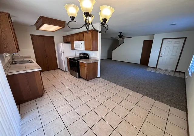5th image of 822 & 824 N Daisy Ln, Fayetteville, AR 72704 | MLS# 1348540