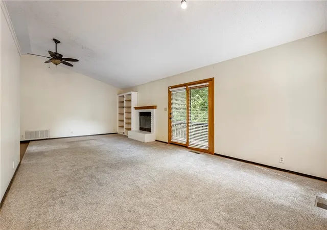 4th image of 4 Cherhill Dr, Bella Vista, AR 72714 | MLS# 1348330