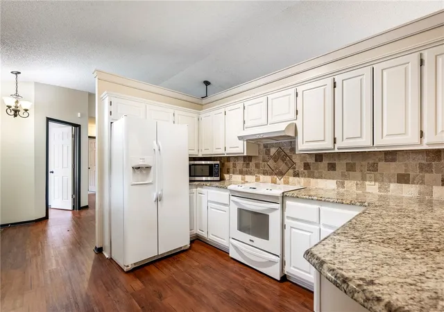 5th image of 4 Cherhill Dr, Bella Vista, AR 72714 | MLS# 1348330