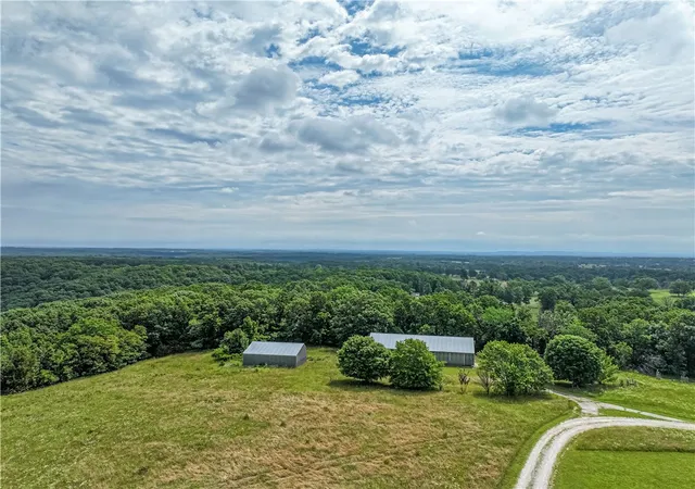 Homes for sale in Berryville, AR | 1503 County Road 447, Berryville, AR 72616 | MLS# 1348721