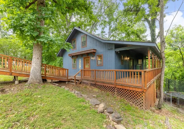 Photo 3 of Single family home for sale at 8665 White Oak Dr, Rogers, AR 72756 | MLS# 1348970 | Listing updated on 2026-08-28