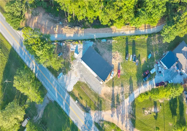 2nd image of 15427 W Hwy 12, Gentry, AR 72734 | MLS# 1348686