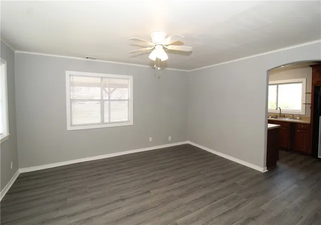 4th image of 2418 Wedington Dr, Fayetteville, AR 72701 | MLS# 1347928