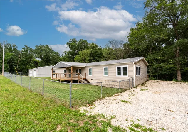 1st image of 18624 N Hwy 59, Siloam Springs, AR 72761 | MLS# 1348802