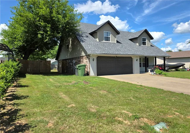 Homes for sale in Rogers, AR | 2705 W Sunset Dr, Rogers, AR 72756 | MLS# 1348692