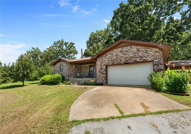 Homes for sale in Harrison, AR | 1691 Brittain Cemetery Rd, Harrison, AR 72601 | MLS# 1349021