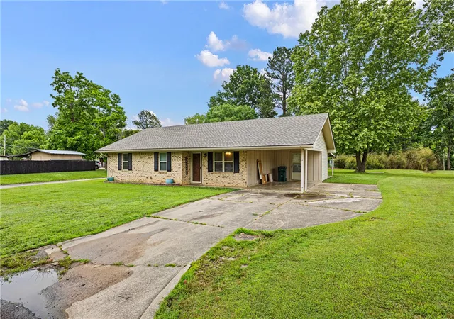 Homes for sale in Booneville, AR | 1108 Magnolia Ln, Booneville, AR 72927 | MLS# 1349022