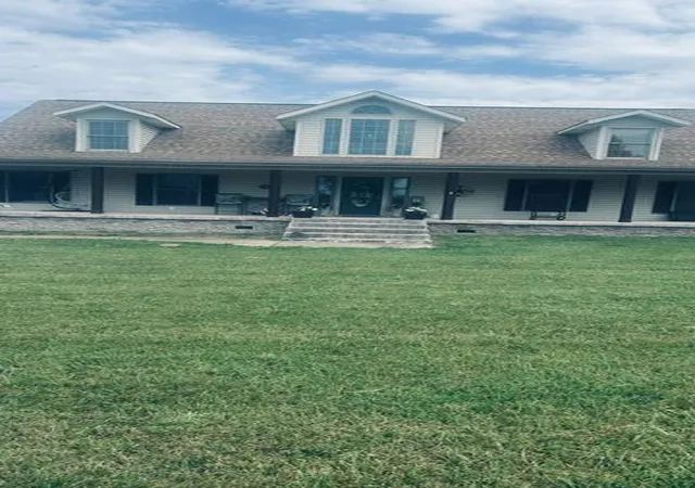 Homes for sale in Gentry, AR | 1368 Hwy 12, Gentry, AR 72734 | MLS# 1348359
