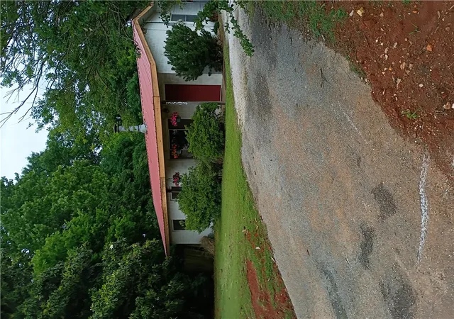 Photo 1 of Sale Pending at 3504 W Mount Comfort Rd, Fayetteville, AR 72704 | MLS# 1348985 | Listing updated on 2026-06-23