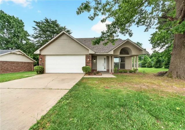 30th image of 5765 Walden St, Lowell, AR 72745 | MLS# 1349047