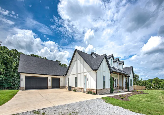 3rd image of 13985 N Mount Olive Rd, Gravette, AR 72736 | MLS# 1348786