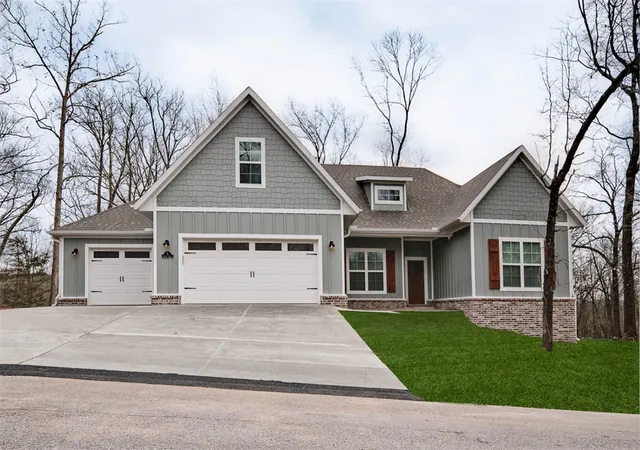 1st image of 35 Chelmsworth Dr, Bella Vista, AR 72715 | MLS# 1348675