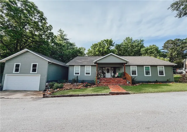 Homes for sale in Harrison, AR | 823 W Alma, Harrison, AR 72601 | MLS# 1349157