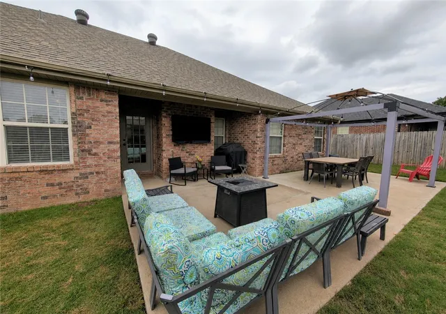 Homes for sale in Springdale, AR | 3363 Glenbrook Loop, Springdale, AR 72764 | MLS# 1348731