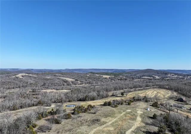 Photo 3 of Single family home for sale at 1061 County Rd 731, Berryville, AR 72616 | MLS# 1349227 | Listing updated on 2026-05-31