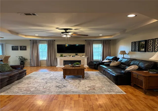 5th image of 10 Fairbrook Ln, Clarksville, AR 72830 | MLS# 1348950
