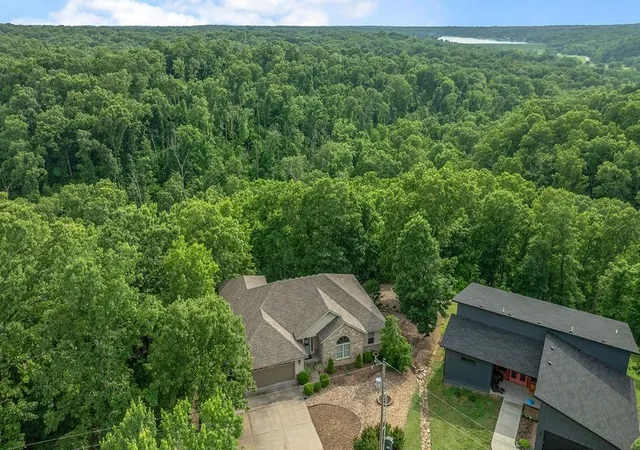 2nd image of 37 Grier Dr, Bella Vista, AR 72715 | MLS# 1348935