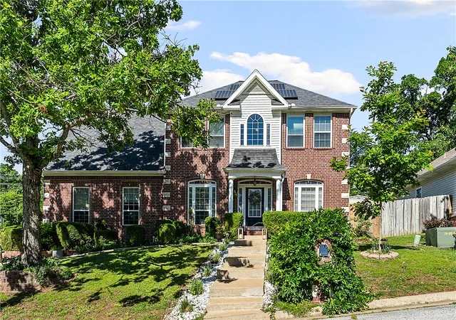 2nd image of 2901 Northaven Dr, Bentonville, AR 72712 | MLS# 1349290