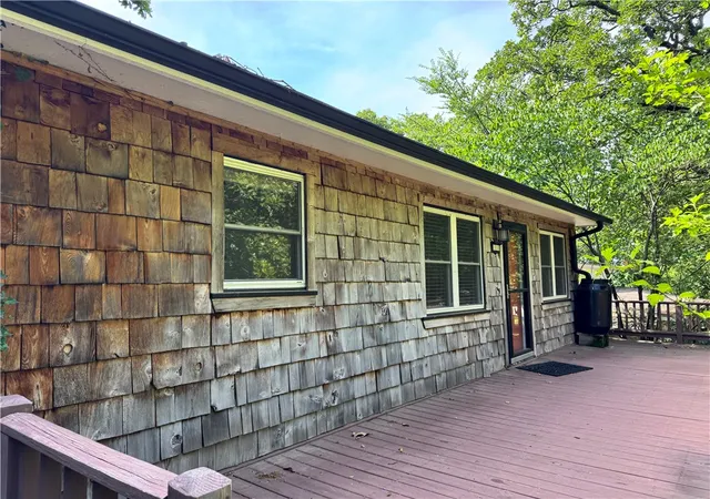 Photo 3 of Single family home for sale at 1111 Valley View Dr, Fayetteville, AR 72701 | MLS# 1348791 | Listing updated on 2026-09-01