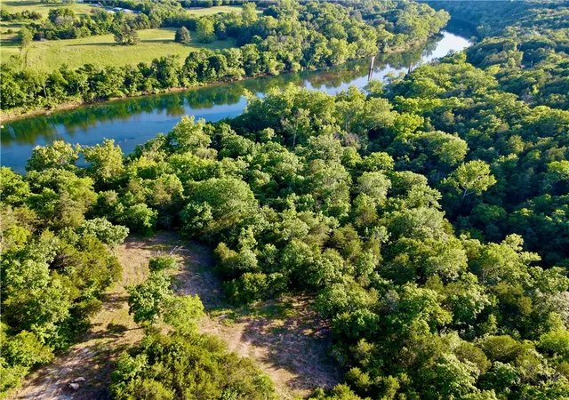 5th image of 223 County Road 1091, Eureka Springs, AR 72631 | MLS# 1349285