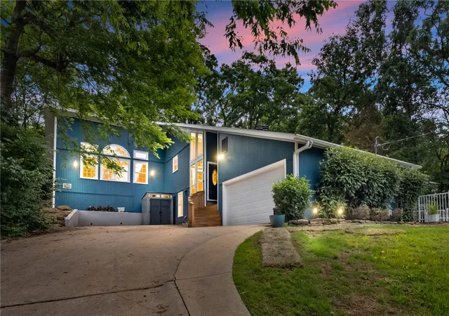 1st image of 2482 N Jimmie Ave, Fayetteville, AR 72703 | MLS# 1348090